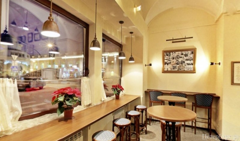 Цветы и мороженое: где в Петербурге попробовать пломбир с лисичками или с перцем