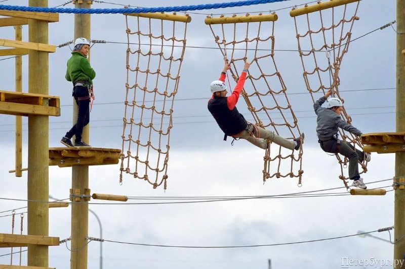 Полоса препятствий: лучшие веревочные парки в Петербурге
