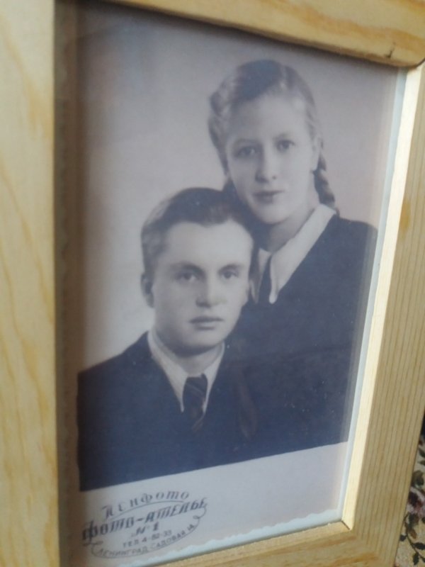 Лариса Монахова с братом